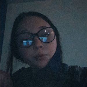 Meet your Posher, Lexi